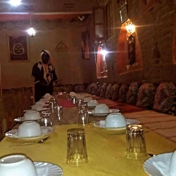 Riad Gnaoua Khamlia Merzouga Buitenkant foto
